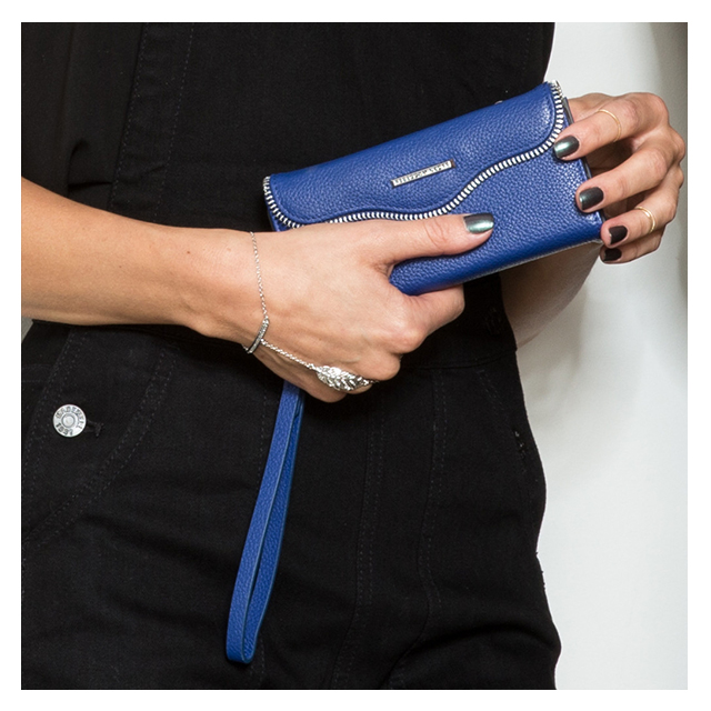 【iPhone6s/6 ケース】REBECCAMINKOFF Charging Folio Wristlet (Black)サブ画像