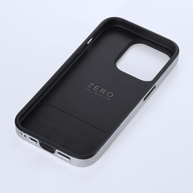 【アウトレット】【iPhone15/14/13 ケース】ZERO HALLIBURTON Hybrid Shockproof Case (Matte Silver)goods_nameサブ画像