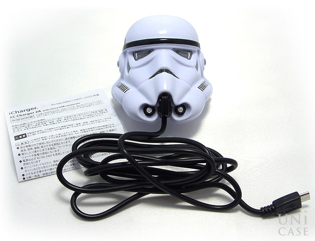 STARWARS microUSBコネクターAC充電器2A (ストームトルーパー)の全体とコード