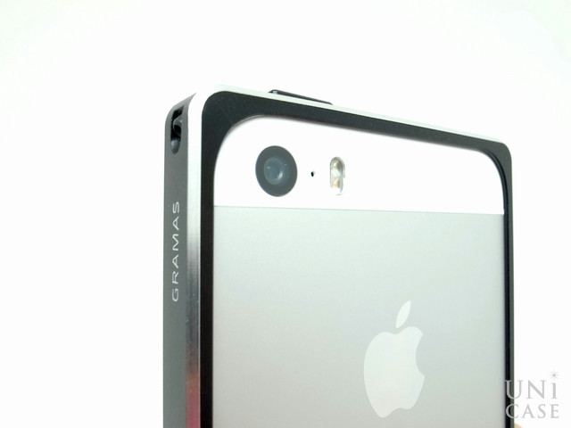 【iPhone5s/5 ケース】Metal Bumper (ブラック)の背面