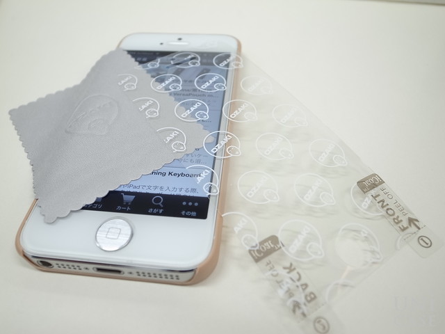 【iPhone5s/5 ケース】OZAKI O!coat Canvas Slim Light Khakiの付属品