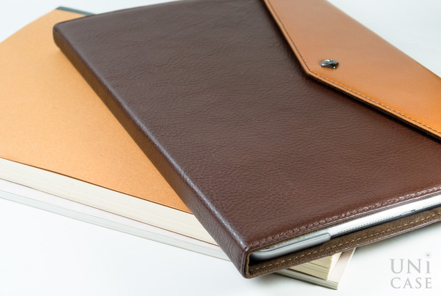 【iPad(9.7inch)(第5世代/第6世代)/iPad Air(第1世代) ケース】Prestige Envelope Folio (ダークブラウン)の特徴