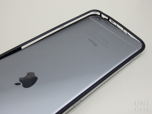 【iPhone6s Plus/6 Plus ケース】ハイブリッドバンパー (ブラック)の装着方法