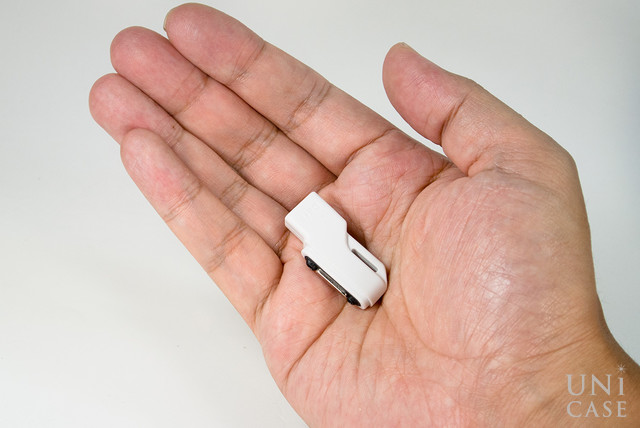 TRAVEL BIZ Xperia micro USB Magnet Adapter Whiteのサイズ