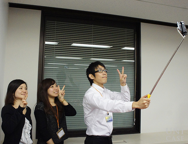 自撮り棒（Looq 2 Selfie Stick）使用するとこんな感じ looq2_13.jpg